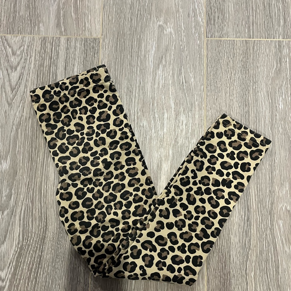 Source Unknown Brown and Black Leggings Classic Animal Print